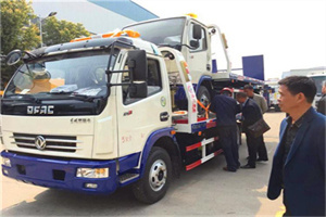 伍家岗区汽车道路救援拖车价格